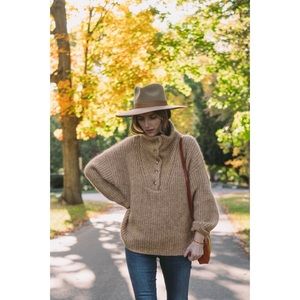 HATCH The Jo Sweater in Carmel